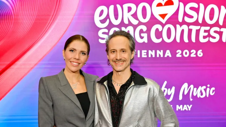 Bogata nasljednica Swarowski carstva danas će voditi Euroviziju uz poznatog austrijskog glumca