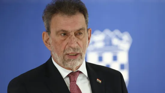 Fuchs donosi važnu odluku za sve &scaron;kole, &scaron;to čeka učenika i profesore u novoj &scaron;kolskoj godini?