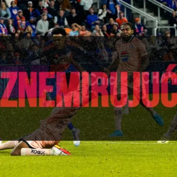 Suigrači plakali na terenu: Jeziva ozljeda noge &scaron;okirala Honduras