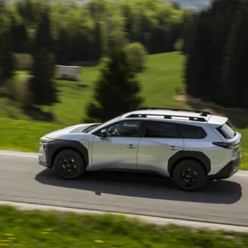 Stiže novi Toyotin SUV: Prtljažnik od 669 litara i ubrzanje do stotke za 4,5 sekundi