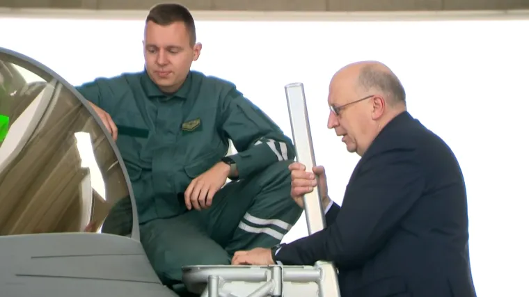 Europski povjerenik zanijemio kad je izbliza vidio hrvatski Rafale: 'Moj Bože...'