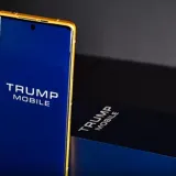 Pola milijuna ljudi bijesno zbog neisporučenog Trumpovog mobitela: Je li po njih oti&scaron;ao u Kinu?