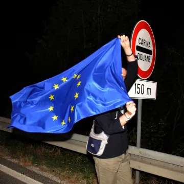 &Scaron;to se dogodilo s na&scaron;im kobasicama, nekretninama i seljacima? Detektor raskrinkao najveće mitove o EU