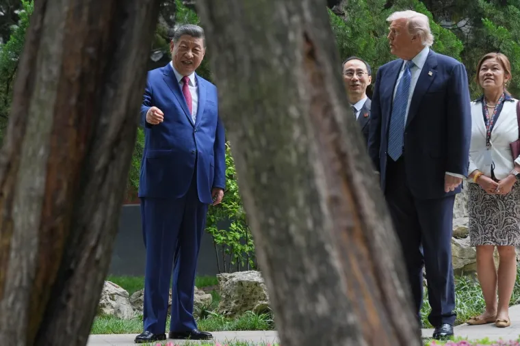 Čaj i &scaron;etnja vrtovima Komunističke partije: Trumpa odu&scaron;evile ruže