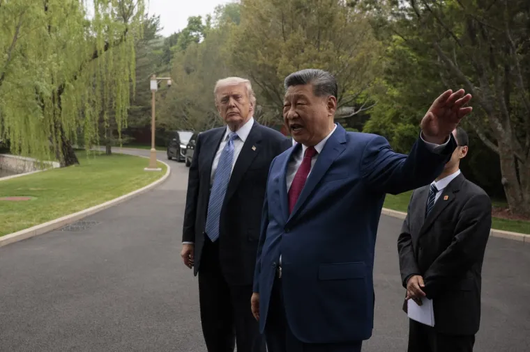 Čaj i &scaron;etnja vrtovima Komunističke partije: Trumpa odu&scaron;evile ruže