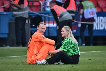PSG-ov golman u sredi&scaron;tu skandala: Glumica za odrasle mu poslala poruku, supruga odmah reagirala