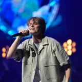 Internet bruji o natpisu koji je Jakov Jozinović nosio u Beogradu: Poslao jasnu poruku