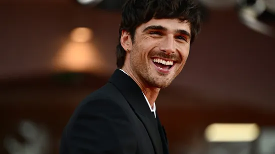 Jacob Elordi: Kako je novi miljenik žena oživio mračniju stranu Elvisa u filmu 'Priscilla'