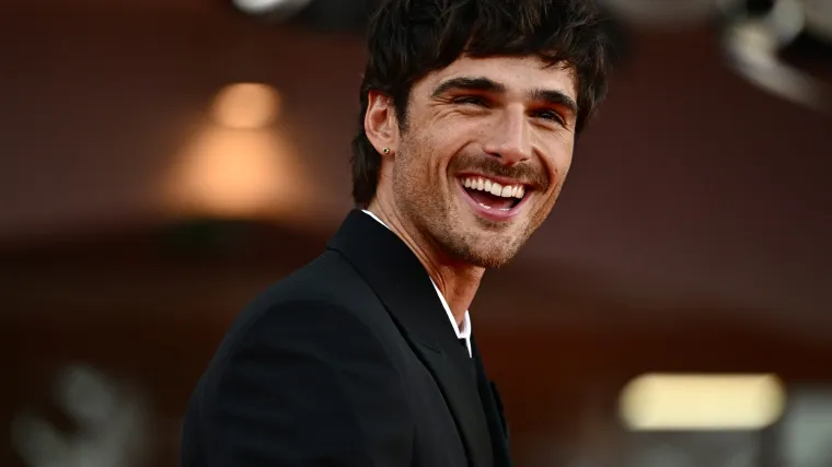 Jacob Elordi: Kako je novi miljenik žena oživio mračniju stranu Elvisa u filmu 'Priscilla'