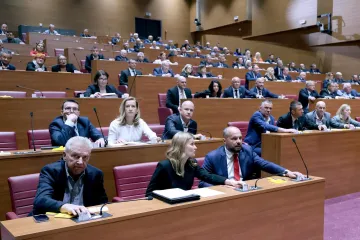 Ustavni sud nastavlja u krnjem sastavu: Zastupnici nisu izglasali niti jednog predloženog suca