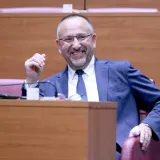 Pazite kakav nadimak je Zekanović smislio za &scaron;efa SDP-a: Frcale optužbe u Saboru