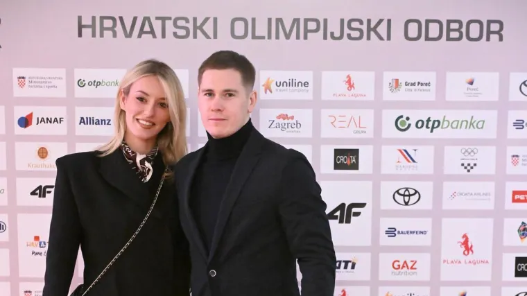 Oženio se Filip Zubčić: Lijepa mladenka zablistala u upečatljivoj kratkoj vjenčanici
