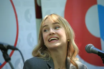 Stigla je Mila: Poznata voditeljica dirljivom objavom potvrdila da je postala majka