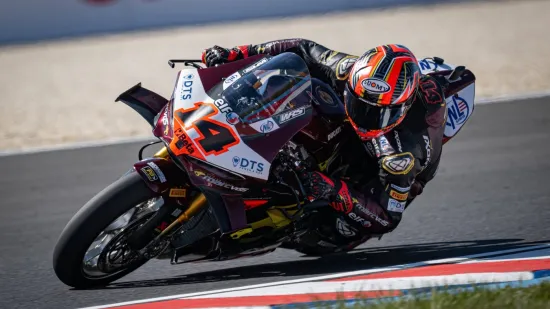 Lowes u napetoj 'bitci' sa Surrom pao s motora
