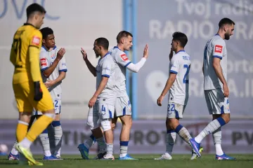 Dinamo preokretom uvjerljivo slavio kod Slavena i otišao na čak 20 bodova ispred Hajduka