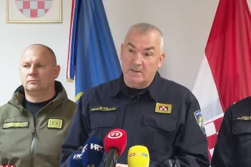 Izvanredno obraćanje ravnatelja policije: 'Jo&scaron; nismo prona&scaron;li ubojicu u Drni&scaron;u, nije imao listu za odstrel'