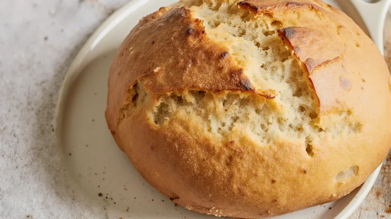 Recept za jednostavan kruh iz friteze na vrući zrak za koji vam trebaju samo dva sastojka