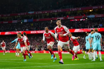Arsenal te&scaron;kom mukom pobijedio predzadnju momčad i do&scaron;ao na korak do titule