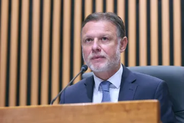 Minuta &scaron;utnje u Saboru u počast ubijenom maturantu Luki iz Drni&scaron;a: 'Da se ne ponovi'
