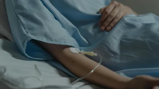 Porod poput noćne more: 'Vidjela sam jarku bijelu svjetlost. Mislila sam da sam umrla'