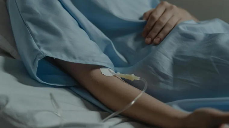 Porod poput noćne more: 'Vidjela sam jarku bijelu svjetlost. Mislila sam da sam umrla'