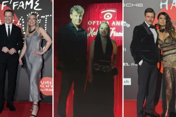 Parovi o kojima svi pričaju nakon glamurozne večeri: Amar Bukvić stigao s prelijepom suprugom, omiljeni TV duo pozirao zajedno