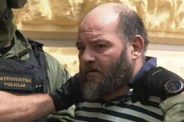 Aleksić se suočio s pitanjem na&scaron;e novinarke: Pogledajte kakav joj je pogled uputio