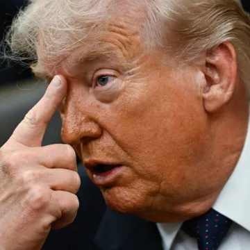 Trump: 'Bio sam sat vremena od odluke da opet napadnem Iran, ali mole me da se dogovorimo'