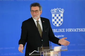 Fuchsov plan za spas: Gasimo li studije koje nitko ne upisuje ili samo mijenjamo tablu na zgradi?