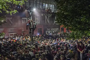 Ovo su čekali duže od Hajduka! Kaos na ulicama nakon borbe za naslov koja će se prepričavati