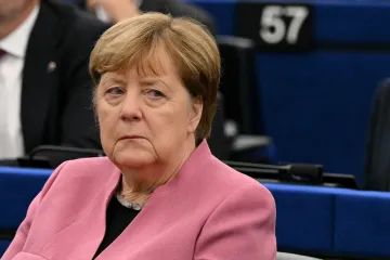 Angelu Merkel &scaron;alju na pregovore s Putinom? Curi plan Europe, spominje se i jo&scaron; jedno ime