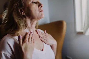 Zaboravljene zone prve odaju godine: Dermatolozi otkrivaju kako njegovati vrat i dekolte