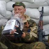 Ruski vojnici ne ginu na fronti samo od metaka: Ubija ih i otrovani alkohol