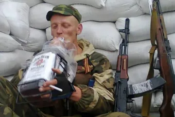 Ruski vojnici ne ginu na fronti samo od metaka: Ubija ih i otrovani alkohol