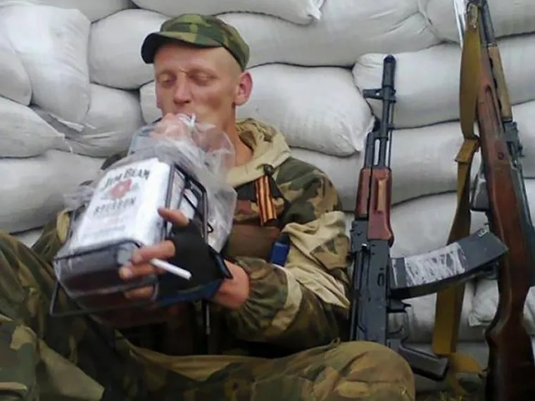 Ruski vojnici ne ginu na fronti samo od metaka: Ubija ih i otrovani alkohol