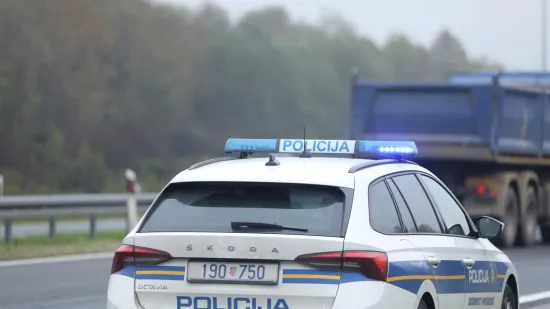 Detalji horora na A1: Tri su auta naletjela na pje&scaron;akinju, prizor zgrozio i iskusne policajce
