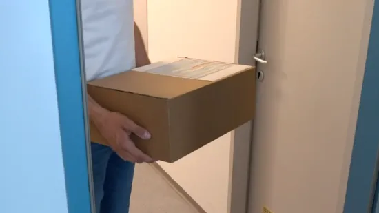 Zvoni vam po&scaron;tar? Na vratima je možda opasnost: 'Ovako ćete prepoznati prevaranta'

Hara nova prevara, scenarij je uvijek isti. Kako ju prepoznati prije nego &scaron;to ostanete bez novca?