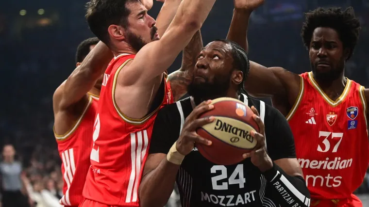Crvena zvezda dobila ogroman &scaron;amar na svojem terenu od najže&scaron;ćih rivala
