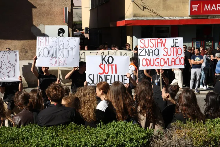 Najsretniji je dan u njihovim životima, ali nisu zaboravili Luku iz Drni&scaron;a...