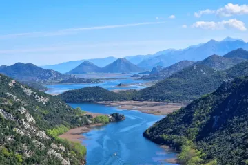 Nikad ne izgleda isto: Najveće jezero na Balkanu mijenja se s godi&scaron;njim dobima