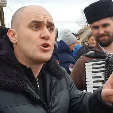 Dabro otkrio koju kaznu je dobio za pjevanje 'grobnice od zlata': 'Album ide na ljeto'