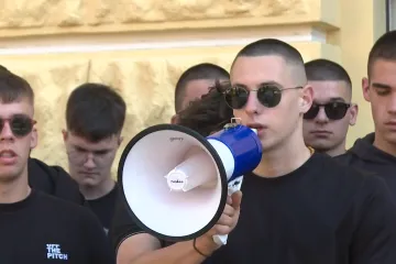Maturanti ogorčeni Hrvatskom: 'To je sramota! &Scaron;to je ova država, &scaron;to je ovo?!'