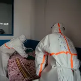 Raste broj mrtvih, smrtonosni virus se &scaron;iri na sprovodima: 'Svi se moraju mobilizirati'