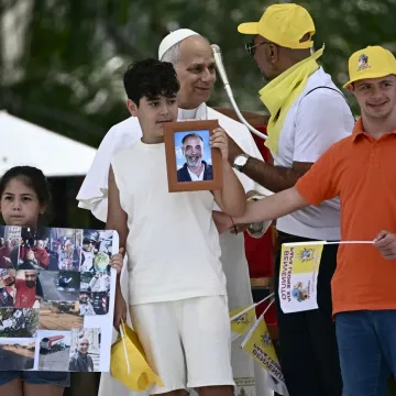 Papa posjetio 'trokut smrti', progovorio o otpadu, mafiji i smrti: 'Svijet se mora oduprijeti'