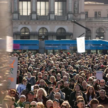 Službeno je: Harao opaki soj virusa, vi&scaron;e od 40.000 Hrvata se zarazilo, deseci preminulih