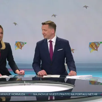 Najmlađi jurili za zmajevima, odrasli oživjeli uspomene: 'Mene je tata vodio, od trske smo ih pravili'