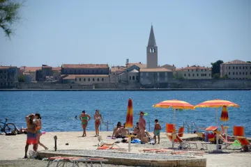 Dva turista opljačkana na plažama u Istri, policija objavila savjete za kupače: 'Ne pokazujte to'