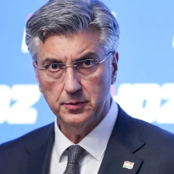 Andrej Plenković drži presicu nakon sjednice Predsjedni&scaron;tva HDZ-a