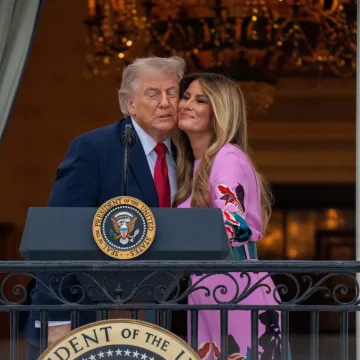 Razdor u obitelji Trump? Otkriveno za&scaron;to Melania nije do&scaron;la na vjenčanje posinka