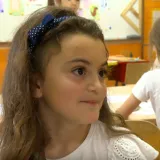 Robot sa &scaron;est ruku &scaron;i&scaron;a, boji kosu i razgovara s mu&scaron;terijama: Ovo je genijalna ideja Glorije (7)